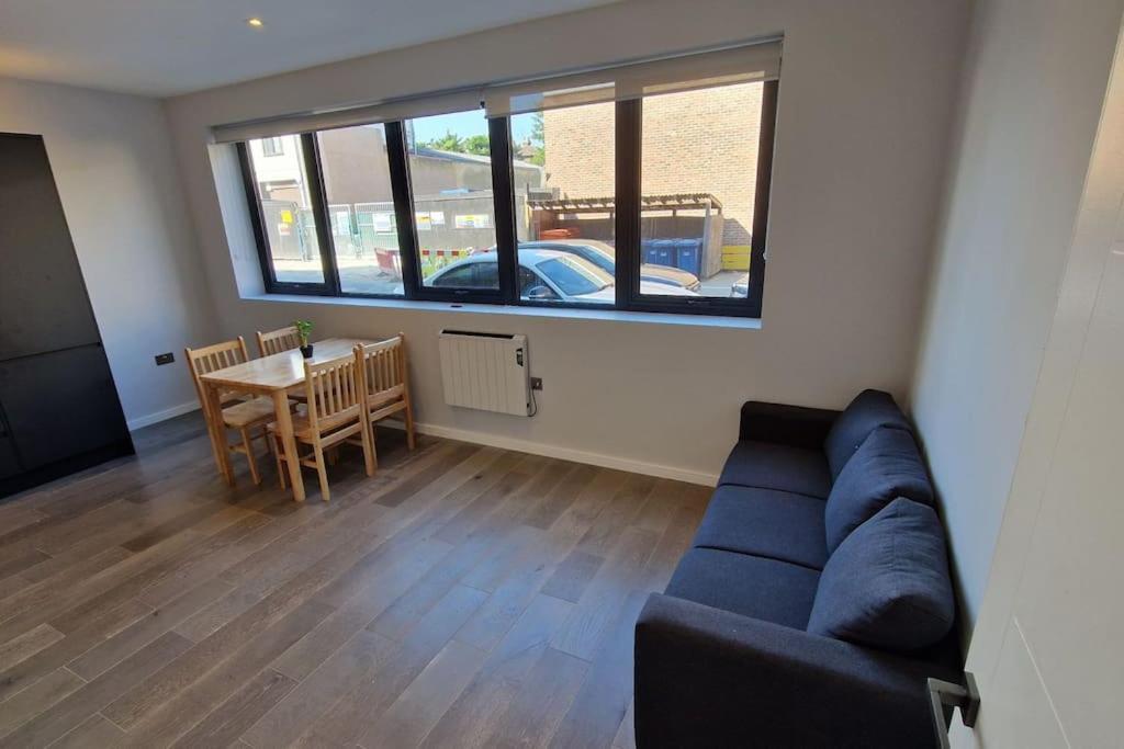 Dream Apartment Finchley 4 Min Walk To The Train Hendon Eksteriør bilde