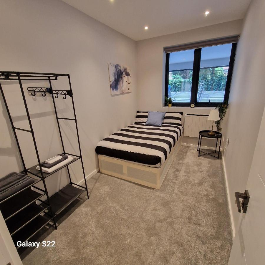 Dream Apartment Finchley 4 Min Walk To The Train Hendon Eksteriør bilde