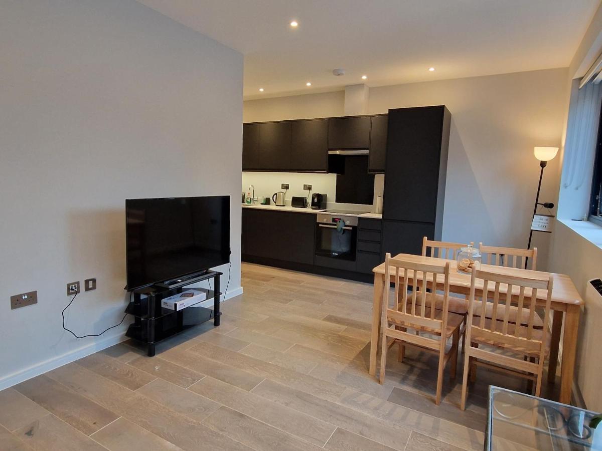 Dream Apartment Finchley 4 Min Walk To The Train Hendon Eksteriør bilde